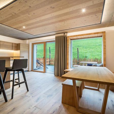 Lagar Apartement Pircher Schnallele 帕西里亚-圣莱昂纳多 外观 照片