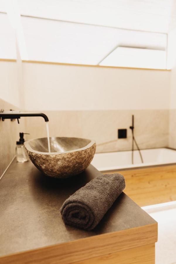 Lagar Apartement Pircher Schnallele 帕西里亚-圣莱昂纳多 外观 照片