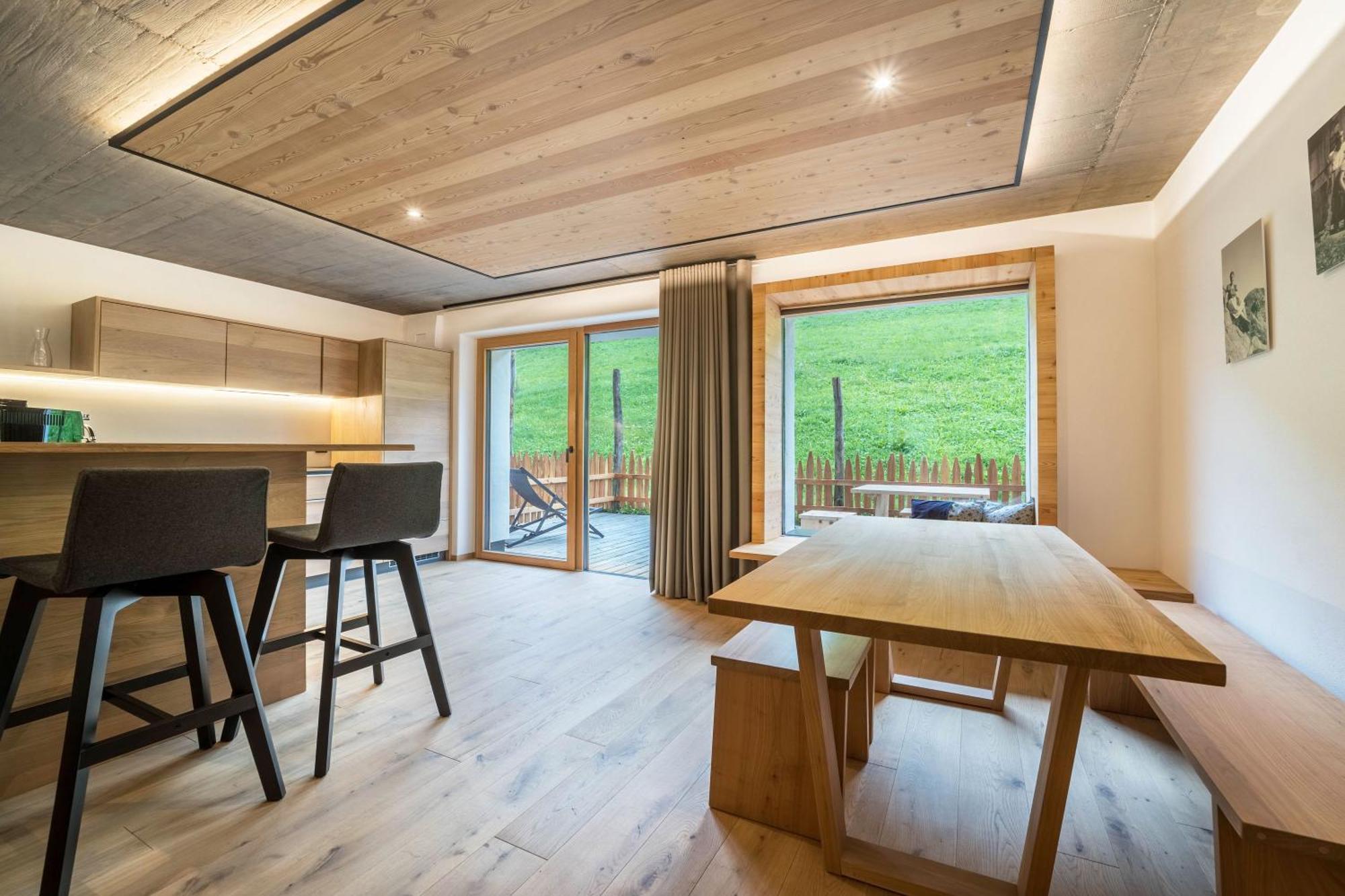 Lagar Apartement Pircher Schnallele 帕西里亚-圣莱昂纳多 外观 照片